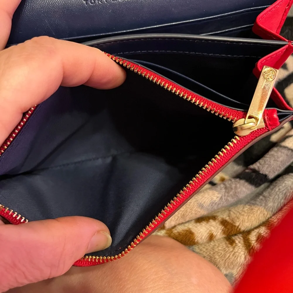 Tory Burch NWT Red and Navy Leather Wallet in Chain  Crossbody Bag - Picture 13 of 15